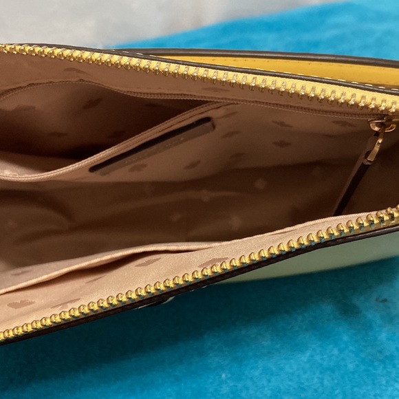 Kate Spade Crossbody Purse - Picture 8 of 11